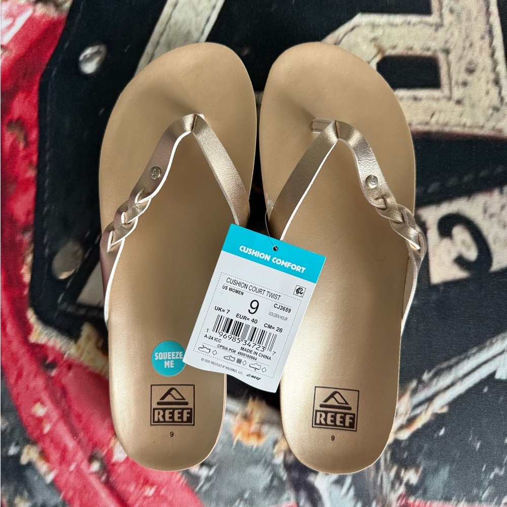 Reef Gold Sandals Classic Thong Design